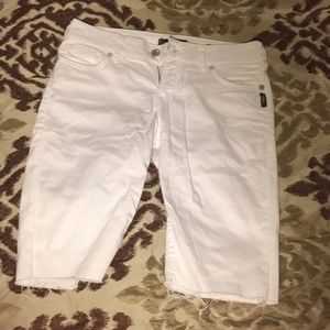 Silver Suki Bermuda W31/L11